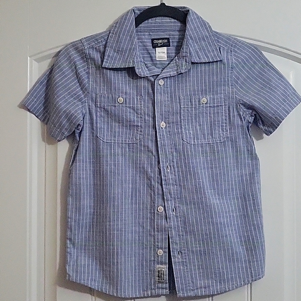 OSH KOSH BOYS SHIRT SIZE 10/10A, BLUE WITH WHITE PIN STRIPES